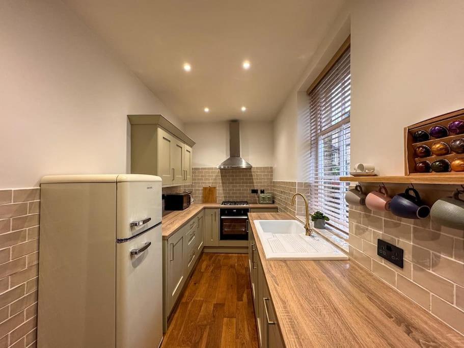 Beautiful, Relaxing Home In Central 索尔泰尔 外观 照片